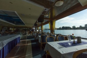 Spanndecken auch im Rheinschiff - Perfekte Flexibilität